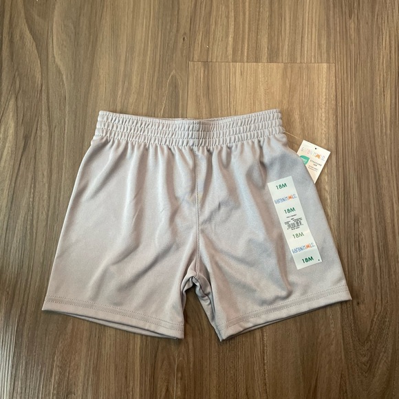 Garanimals Gray Kids Poly Shorts size 18M-NWT - Picture 3 of 3
